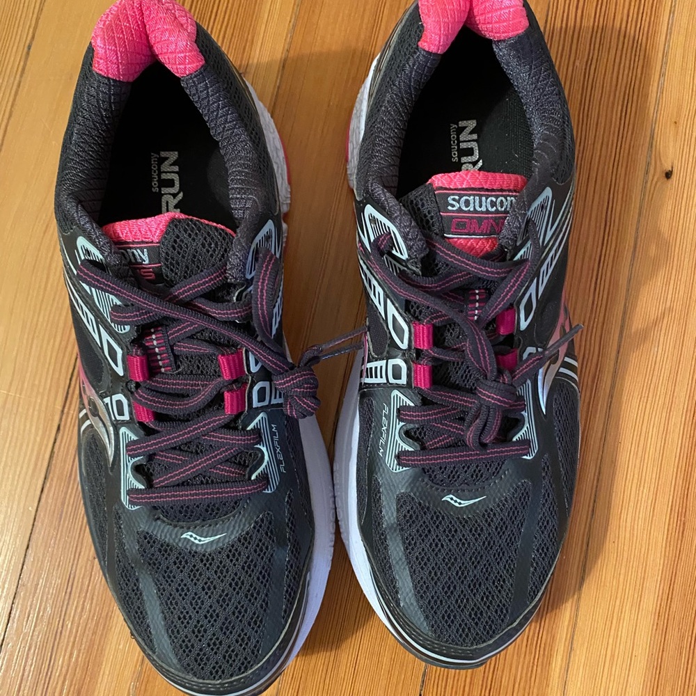 New Saucony Women’s Running Sneaker